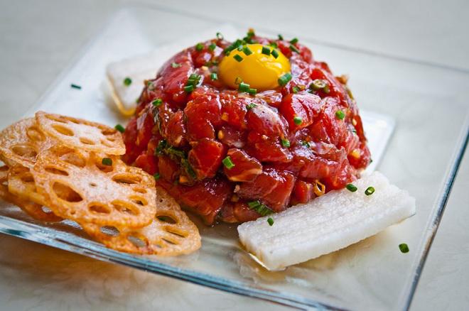 Đặc sản thịt bò sống ở Bỉ: ghê sợ nhưng tuyệt ngon! - 6