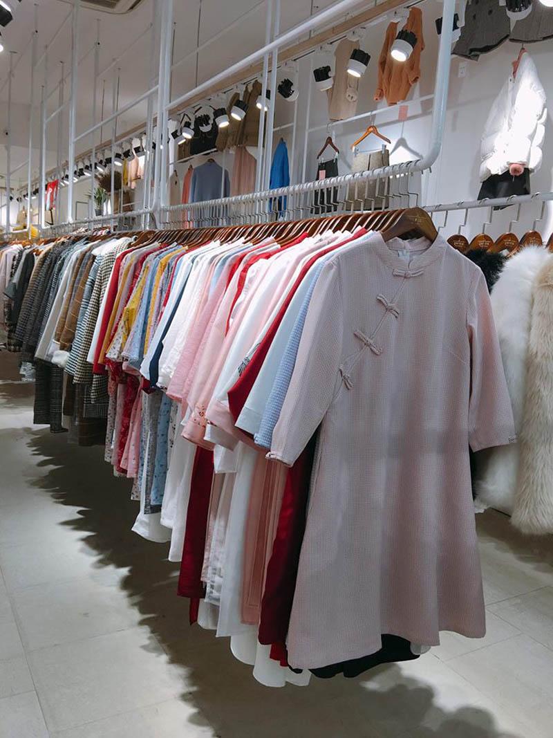 Tết năm ngoái áo dài cách tân bị chê “mắm tôm trộn socola” nhưng năm nay vẫn cực hot! - 9