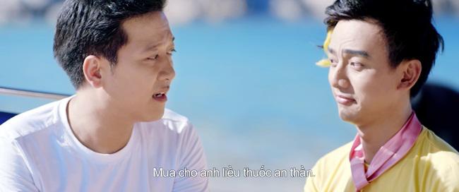 Thanh Thúy diện bikini amp;#34;táo bạoamp;#34; đầy lông vũ khiến Trường Giang đòi... uống thuốc an thần - 3