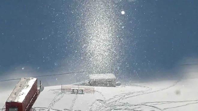 Lặng ngắm không gian núi đồi Hokkaido chìm đắm trong bụi kim cương - 7