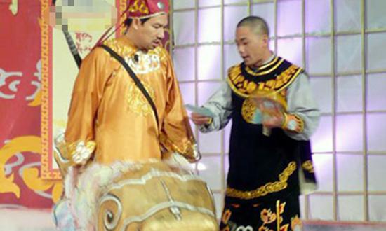 Cuộc sống đáng mơ ước với vợ đẹp, con ngoan của chàng diễn viên thấp bé Bình Trọng - 1