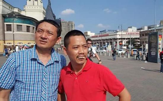 Cuộc sống đáng mơ ước với vợ đẹp, con ngoan của chàng diễn viên thấp bé Bình Trọng - 3