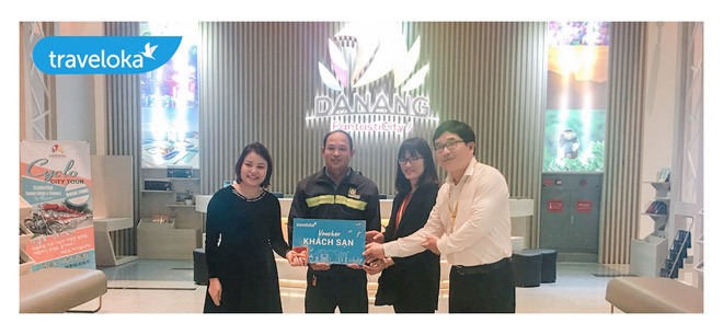 Gia đình gấu mập cực dễ thương làm náo loạn sân bay quốc tế Đà Nẵng - 8