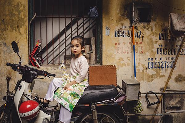amp;#34;Mỹ nhân nhíamp;#34; Hà Nội đẹp tựa tranh vẽ dưới ống kính nhiếp ảnh gia Hàn Quốc - 5