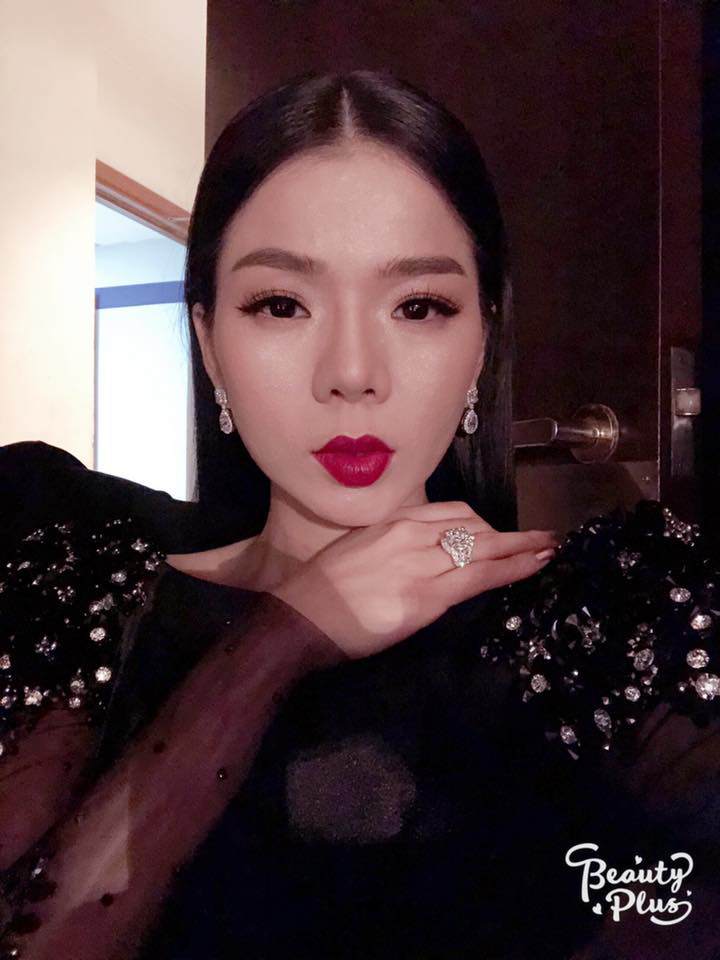 Học tập amp;#34;mẹ bỉm sữaamp;#34; Lệ Quyên cách chọn màu son giúp sáng bừng khuôn mặt! - 7