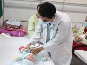 Tin tức - Hà Nội: Bệnh cúm mùa hoành hành, hàng trăm bệnh nhi phải nhập viện điều trị