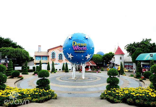 Tất tật kinh nghiệm vui chơi ở Dream World – Bangkok vui quên lối về - 2