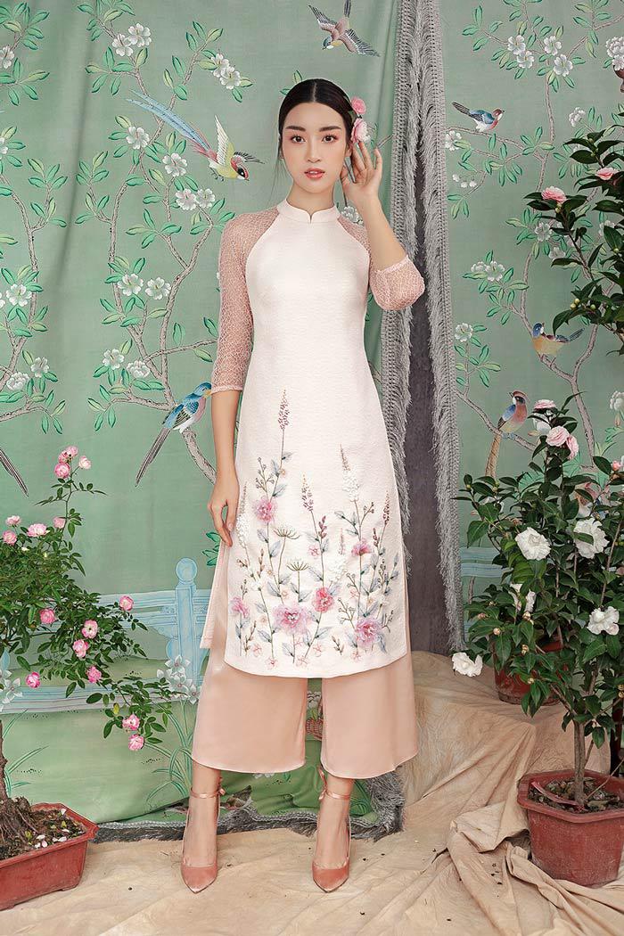 Tết lại sắp đến, cùng Hoa hậu Đỗ Mỹ Linh diện những mẫu áo dài xinh yêu xuống phố nào! - 3