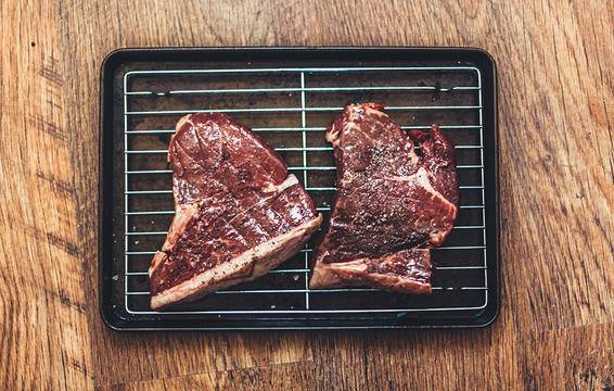 6 loại thực phẩm cản trở giấc ngủ cần tránh - 2