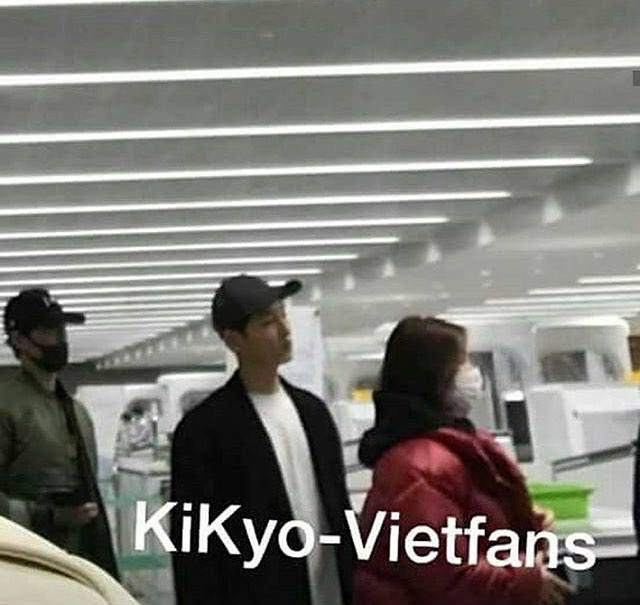 Chán sang Nhật, Song Joong Ki và Song Hye Kyo lại bí mật cùng nhau đến Paris - 1