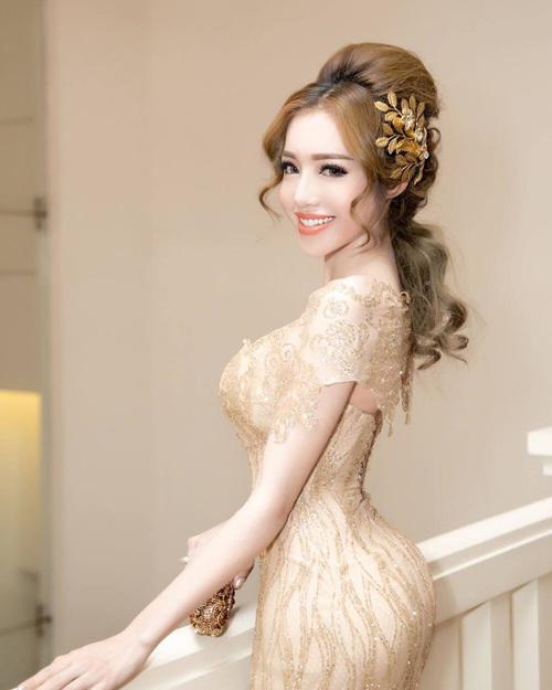 Đây là những mỹ nhân Việt có vòng eo dưới 60 cm khiến ai cũng mê mẩn - 10