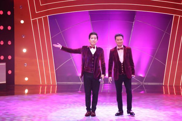 Nhận giải thưởng lớn và cầu hôn Nhã Phương, Trường Giang lại mặc một mình một kiểu - 8