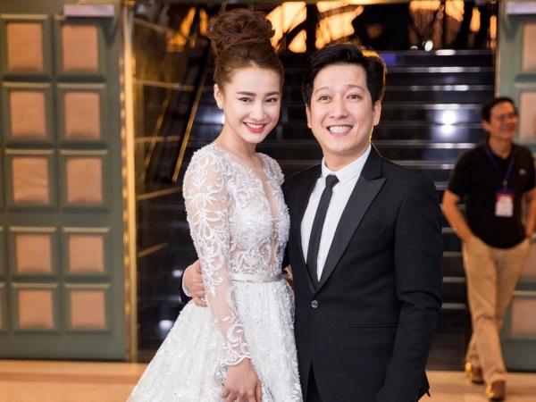 Nhận giải thưởng lớn và cầu hôn Nhã Phương, Trường Giang lại mặc một mình một kiểu - 7