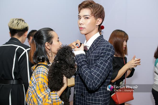 Hình ảnh không có trên TV tại Chung kết CĐHH: Ăn vội, sửa quần bung chỉ cho đồng nghiệp - 12