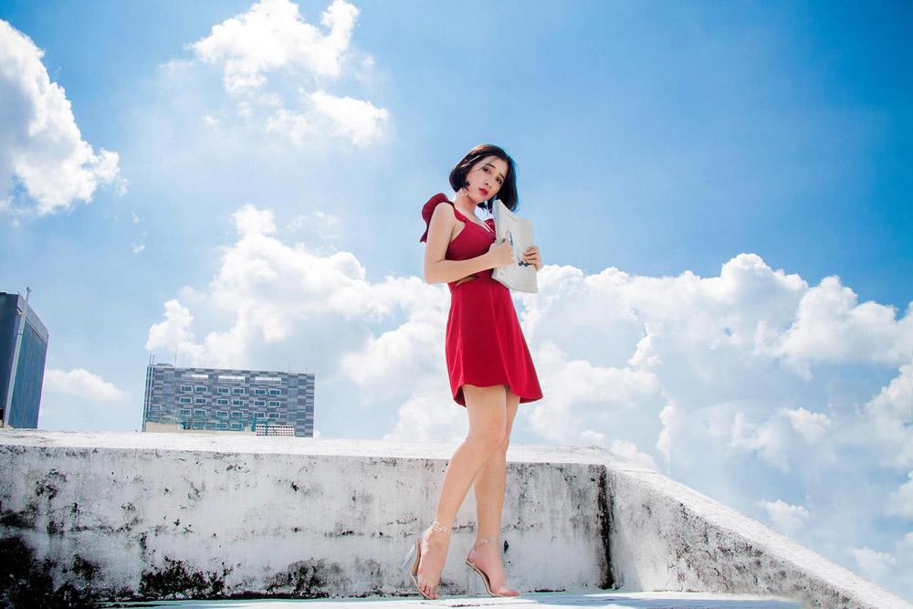 Cô em gái giống Nhã Phương như đúc nhưng gu thời trang thì amp;#34;chất hơnamp;#34; chị vài bậc! - 4