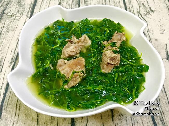 Thịt trâu xào lá lốt, canh rau nấu sườn hấp dẫn cho bữa tối - 6