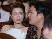 Làng sao - Nghi vấn Trường Giang và Nhã Phương khóa thang máy, cãi nhau to sau màn cầu hôn