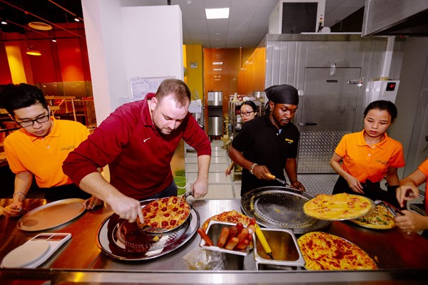 Muốn trải nghiệm ẩm thực Mỹ trong lòng Hà Nội nhất định phải đến đây! - 2