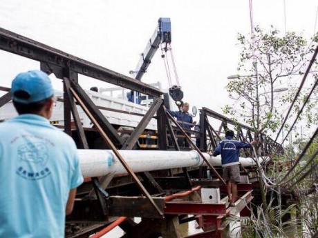 Vụ sập cầu Long Kiểng: Nối nhịp cầu trước Tết Nguyên đán 2018