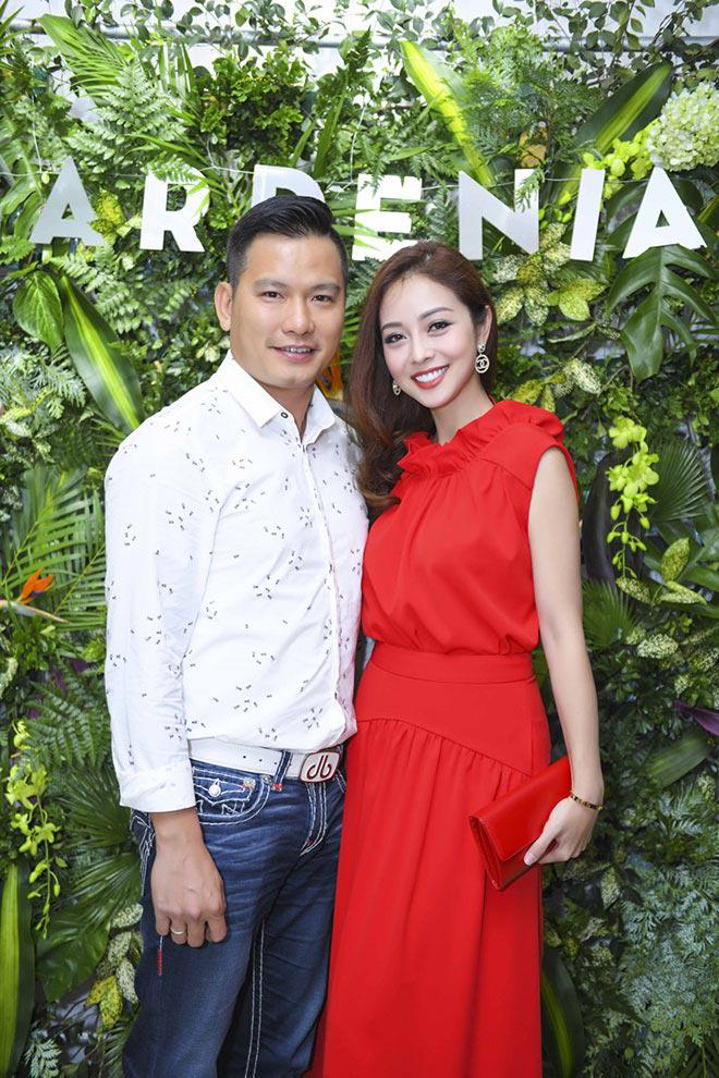 Jennifer Phạm được chồng hết mực chiều chuộng, hộ tống đi sự kiện - 4