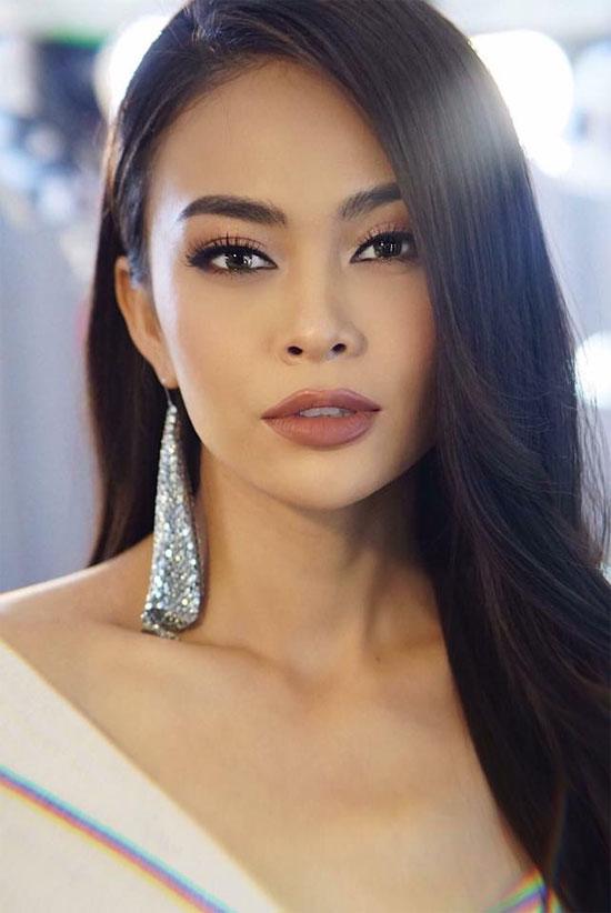 Sao Việt 24h: Khoảnh khắc đời thường của Tăng Thanh Hà khi đọc sách bên cún cưng - 4