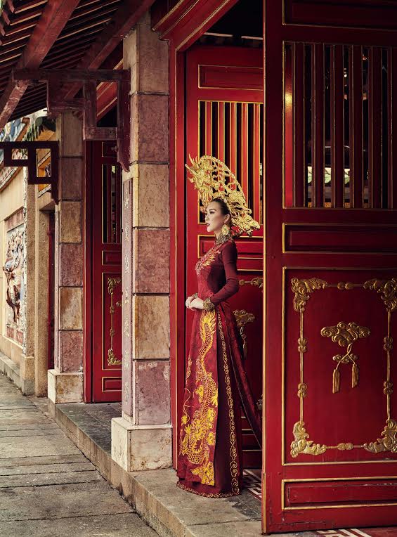 Tường Linh mang hình ảnh áo dài rồng đến Hoa hậu Liên lục địa 2017 - 4