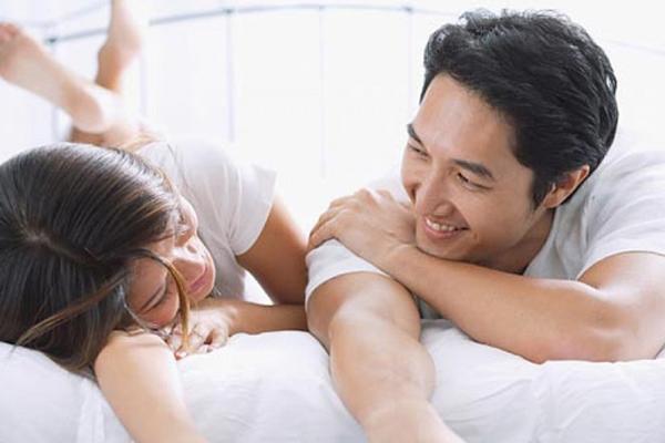 Nam bác sĩ sản khoa mách chị em cách lấy lại cảm hứng amp;#34;yêuamp;#34; sau khi sinh - 3