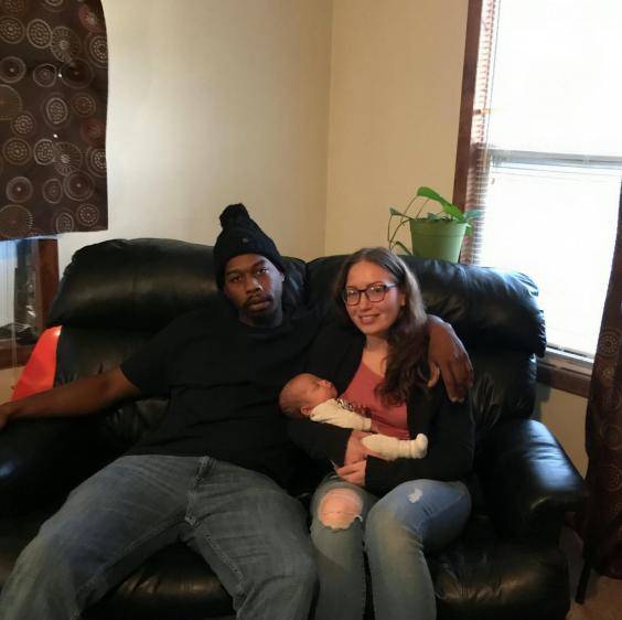 Sức sống mạnh mẽ của bé sinh non 23 tuần, chỉ nặng 7 lạng - 4