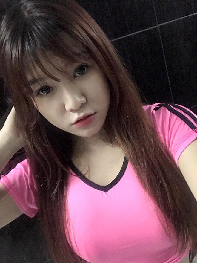 Gặp bạn gái nóng bỏng hơn 6 tuổi của thủ môn Phan Văn Biểu - 5