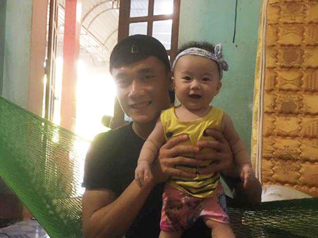 Bất ngờ với căn nhà giản dị vùng dân tộc Mường của chàng thủ môn Bùi Tiến Dũng