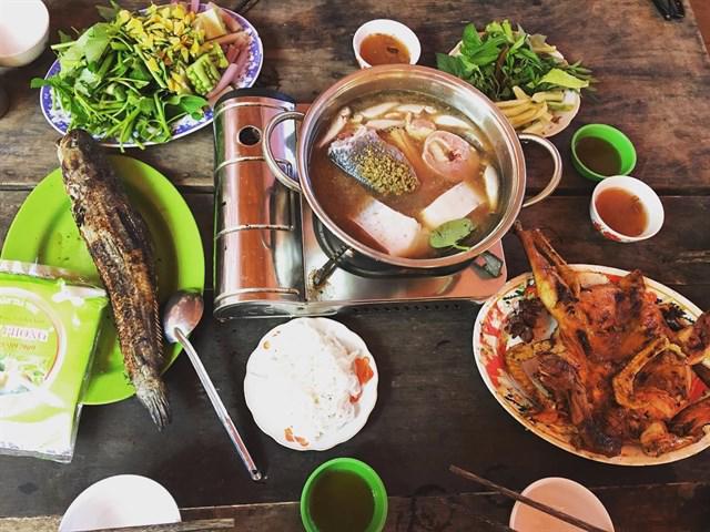 Lặng người trước vẻ đẹp tuyệt tác của rừng tràm Trà Sư - 11