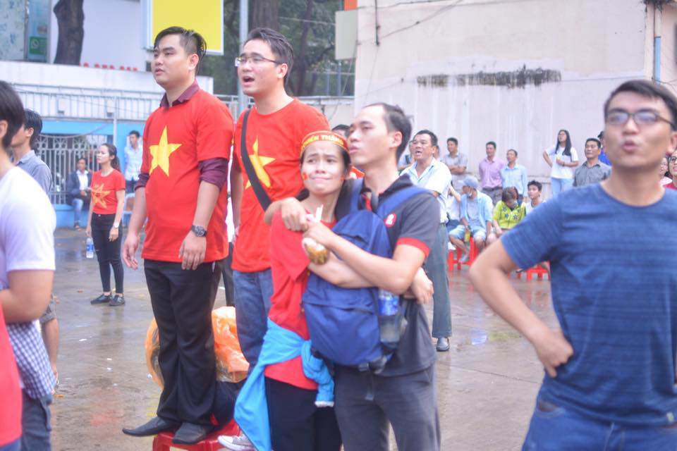 U23 Việt Nam chiến thắng xuất thần, triệu triệu người hâm mộ vỡ òa cảm xúc vui sướng - 9