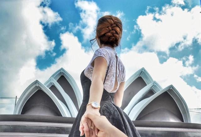 Thăm thú các kỳ quan thế giới siêu hot ngay gần Sài Gòn - 1