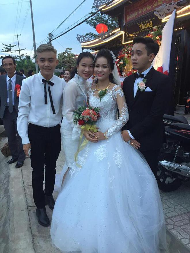 Anh chồng “khóc như mưa” giữa đám cưới suýt bị bố mẹ vợ từ chối vì thấy trẻ, đẹp trai - 1