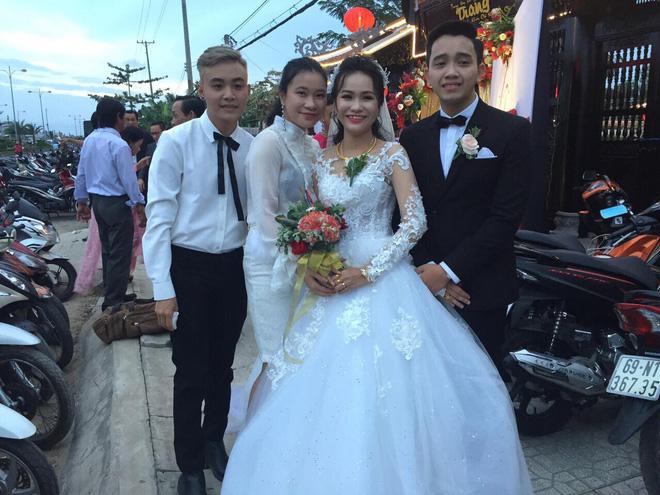 Anh chồng “khóc như mưa” giữa đám cưới suýt bị bố mẹ vợ từ chối vì thấy trẻ, đẹp trai - 2