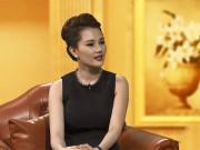 Làng sao - MC VTV Huyền Châu: "Đôi khi chính người đàn ông đã đẩy vợ mình ra xa"