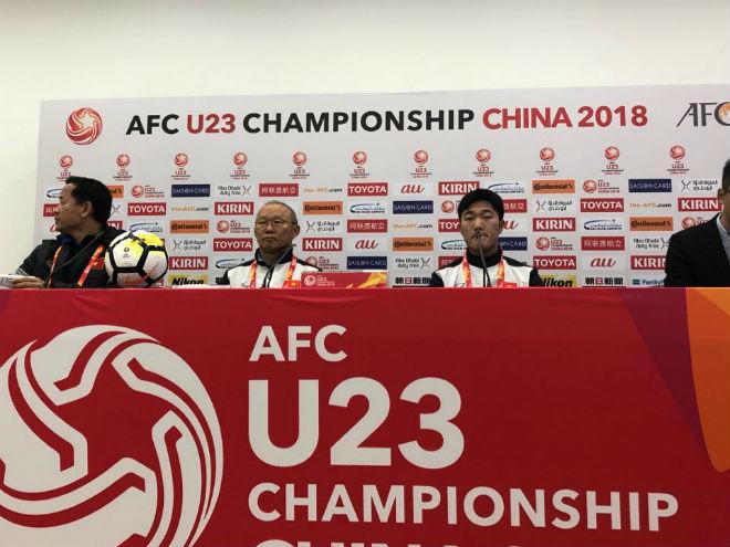 Họp báo chung kết U23 Việt Nam - U23 Uzbekistan: Thầy Park e ngại amp;#34;bom 3 càngamp;#34; - 1