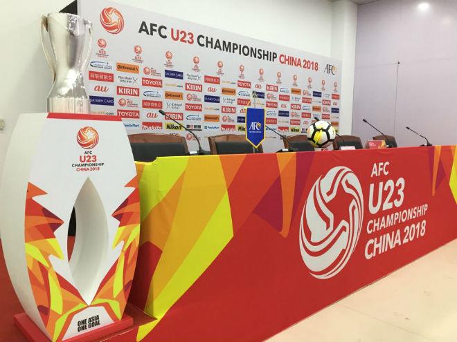 Họp báo chung kết U23 Việt Nam - U23 Uzbekistan: Thầy Park e ngại amp;#34;bom 3 càngamp;#34; - 2