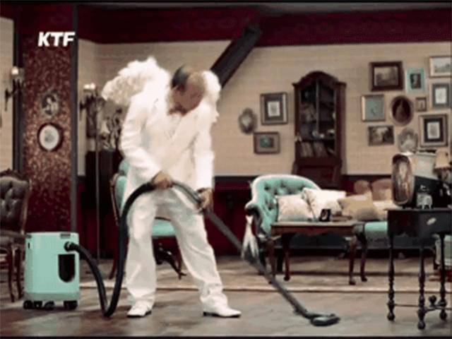 Dân mạng phát hiện HLV Park Hang Seo từng làm thiên thần của Moon Geun Young