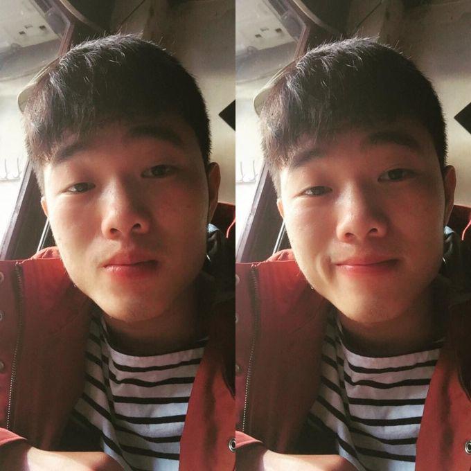 Kiểu pose ảnh ruột của tuyển thủ U23 Việt Nam khiến chị em học tập! - 7