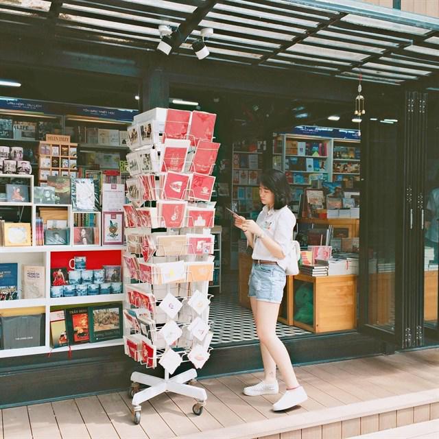 Tới Sài Gòn đừng quên những điểm chụp ảnh siêu chất này! - 12