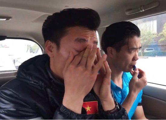 Quang Hải, Công Phượng lộ clip tô son thành thục như hotgirl khiến fan càng phát cuồng! - 8