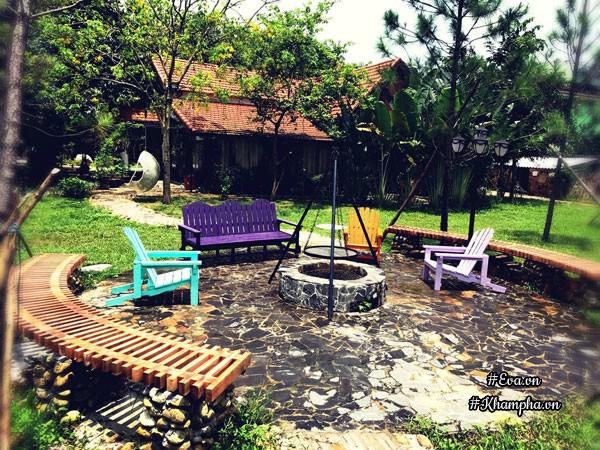 "tha hon" trong nha vuon tho mong 3000m² nhu resort cua nu bien tap vien vtv xinh dep - 1