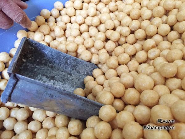 Đi lễ Nam Định đầu năm, đừng quên thưởng thức những đặc sản bánh kẹo nức tiếng này - 14