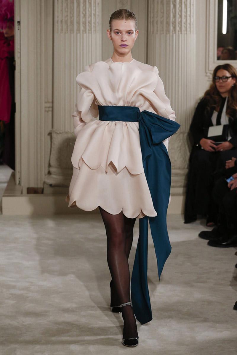 12 mẫu váy mới nhất khiến mọi cô gái khát khao một lần được diện! - 8