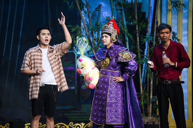 Giám khảo phấn khích với amp;#34;bản sao tuyệt vời của sư phụ Minh Nhíamp;#34; khi tiếp tục chiến thắng - 12