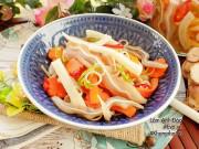 Bếp Eva - Tai heo ngâm củ cải giòn ngon, ăn chơi đã miệng