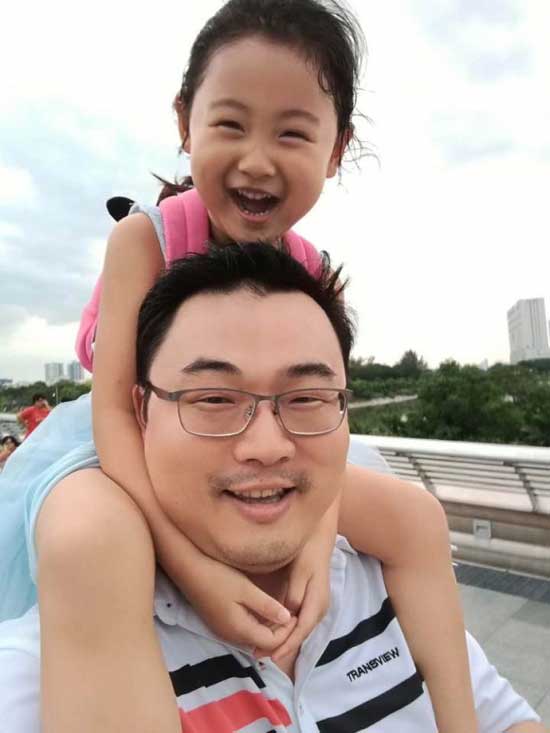 Sao Việt 24h: “Chết cười” xem Đông Nhi mặc áo dài đi tập tạ - 13