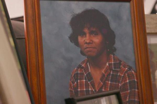 Sau 30 năm vụ giết người bí ẩn xảy ra, cảnh sát mới bắt tay vào điều tra cẩn thận - 1