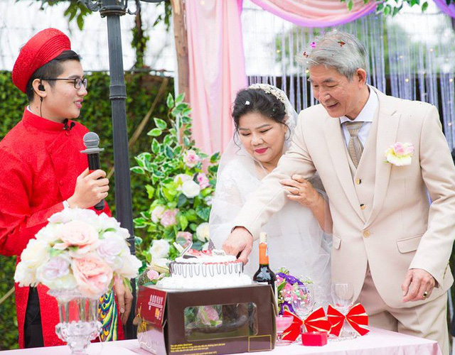 NSND Thanh Hoa lần đầu nói về đám cưới ở tuổi 70 - 2